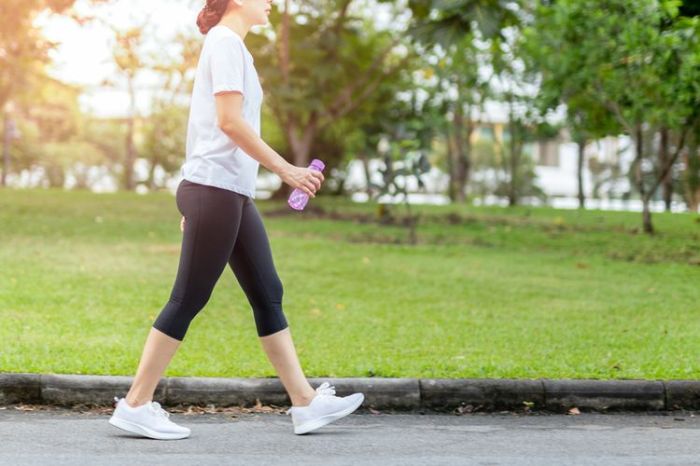 Manfaat Jalan Pagi bagi Kesehatan Mental dan Fisik