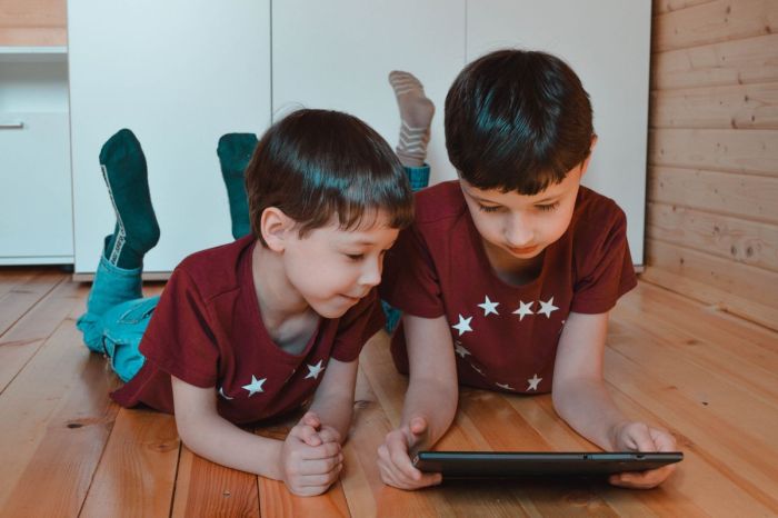Gunakan Mode Anak di Gadget Keluarga