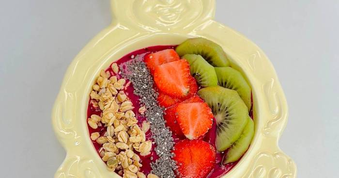 Smoothie Bowl Kembali Populer, Ini Resep Favoritnya